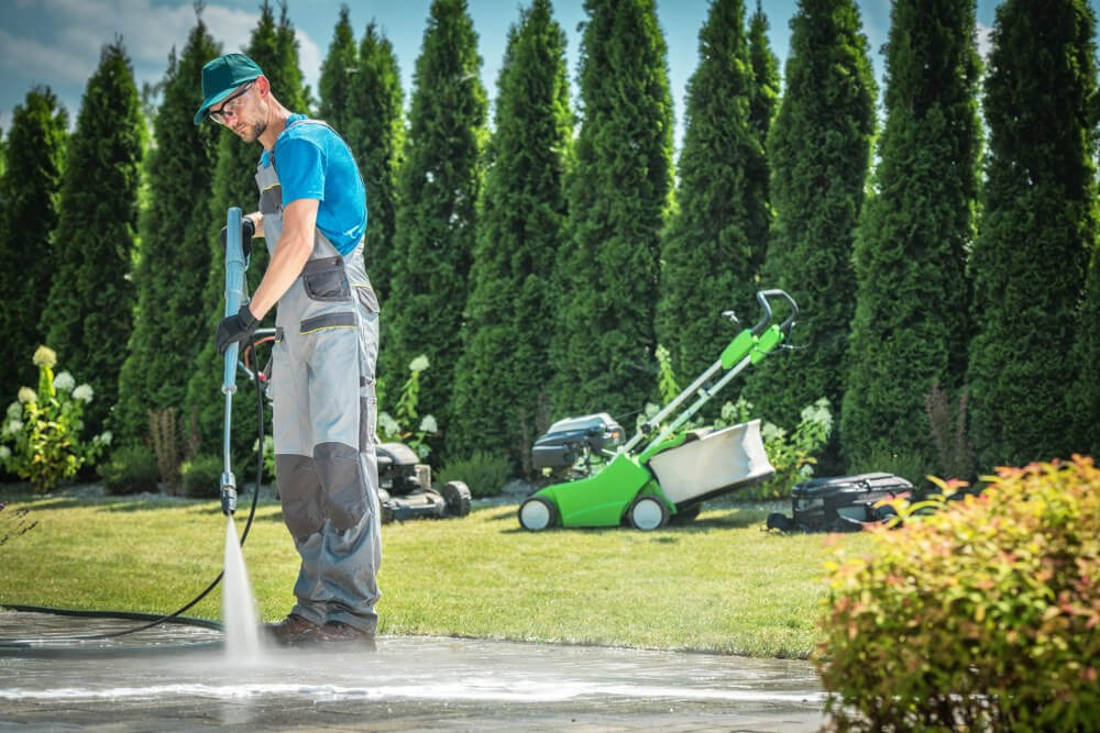 Benefits of Booking Pressure Cleaning